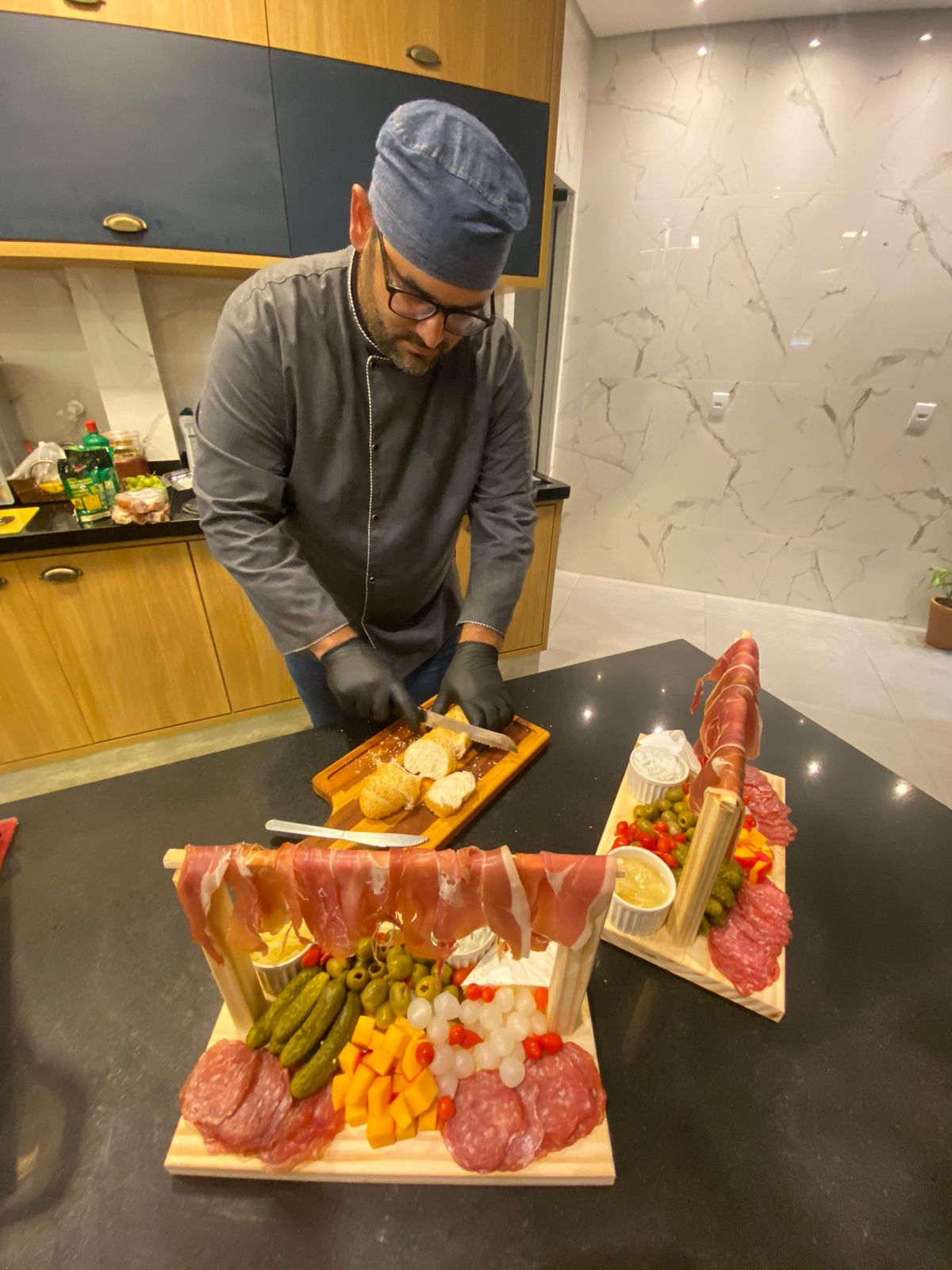 [Imagem de uma mesa de doces]